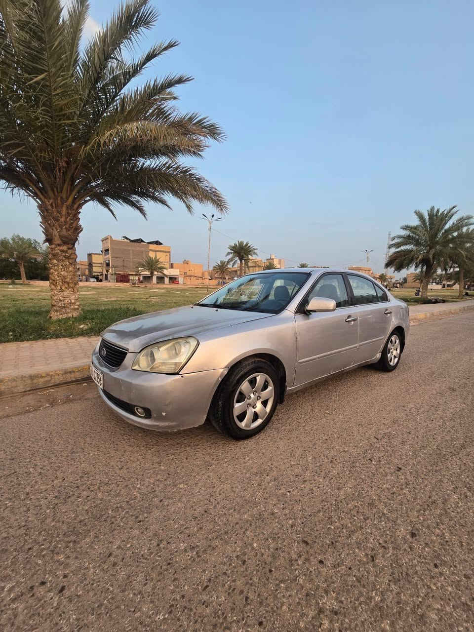 السلام عليكم 
اوبتما 2006 
مكينة 2400
رقم بابل بأسمي 
هزه جديدة 

صبغ حزام وضربة بالجاملغ الخلفي 

مكينة وكير وتبريد بحالة جيدة 
السعر 78 وبيها مجال بسيط

بيع او مراوس بأحدث 
مكاني كربلاء حي النصر 

موبايل /***********

