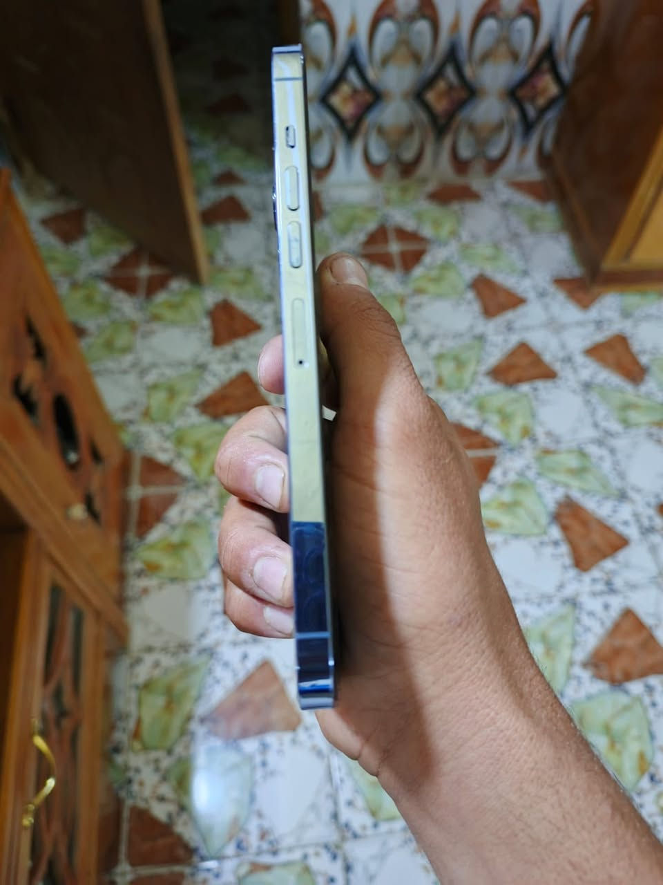 بسبب الوعود الكاذبه اعاده نشر سلام عليكم 13برو ماكس شهط مابي للبيع 
ذاكره 256امريكي نموذج m
بطاريه85بلاديه ممعلايه 
مكان حله قرب شركه الرنا 
سعر خاص رقم الهاتف ***********
