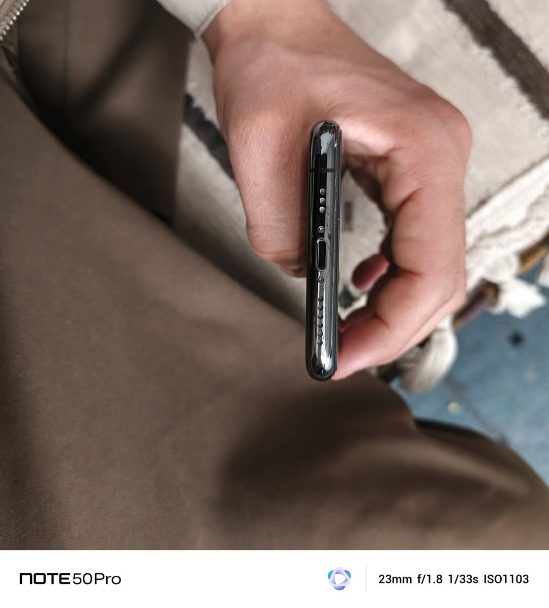 11برو
بطاريه 93
وتر بروف 
ممبدل بي شي 
مكفول كفاله عامه 
جهاز نضافته 98/100
بغداد جسر دوار
سعر300قفل
***********
