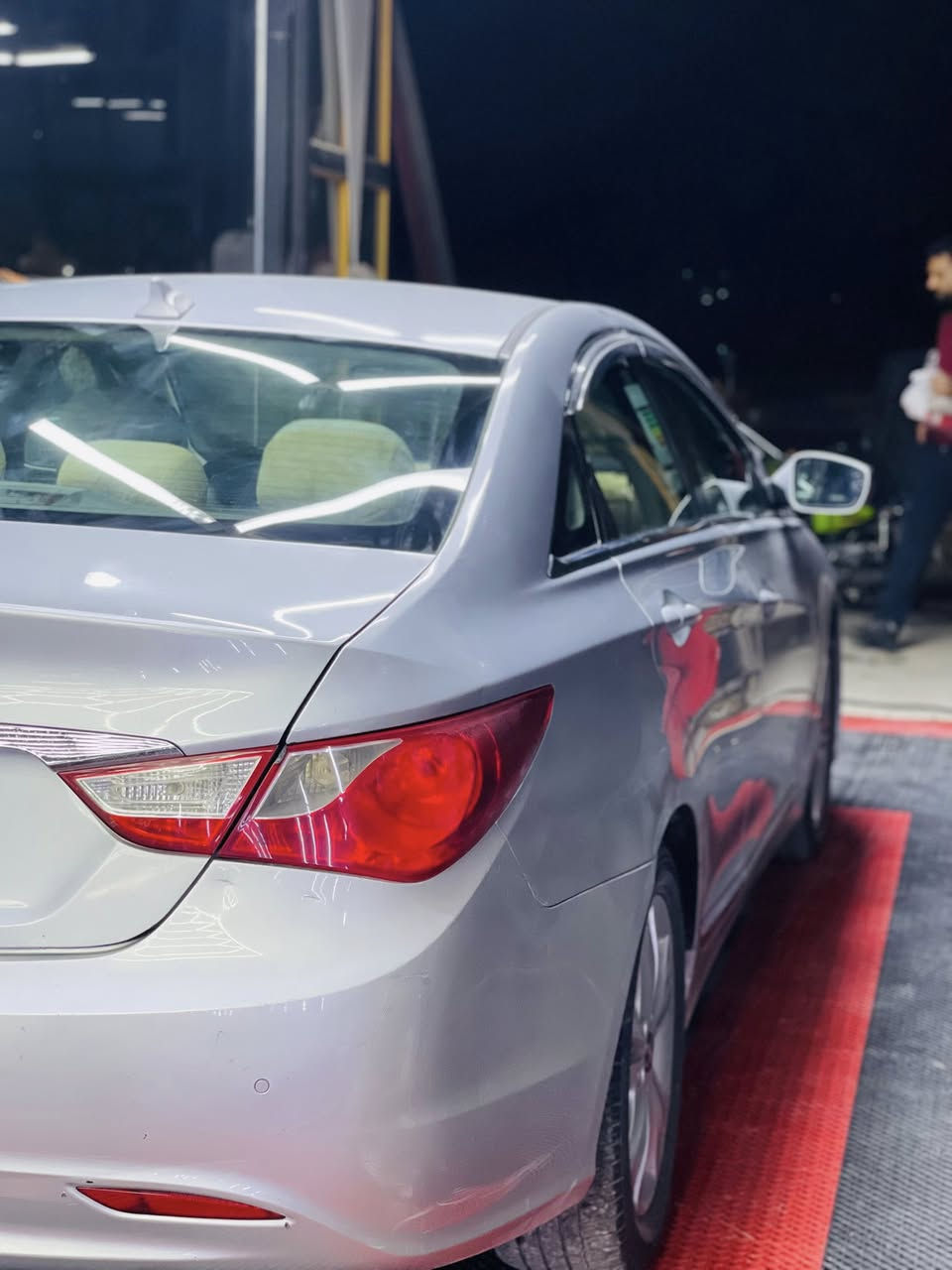 السلام عليكم
سوناتا 2013 

رقم بغداد جديد بأسمي 

محرك 2400 

السونار مرفق مع الصور 

السيارة جاهزة جديدة 

كير…مكينة..تبريد..تدفئة.. 

كلة كفالة وجاهز 

مكان السيارة _بابل_المحاويل

السعر 103 وبيها مجال 

للاستفسار ‭0789 388 6774‬
