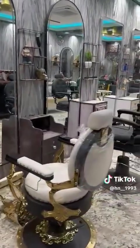 ارقى واحدث ديكورات الصالونات المودرن 
@إشارة


**إذا كنت صاحب هذا الإعلان وتريد حذفه لأي سبب، رجاءا أرسل رسالة إلى الدعم الفني**