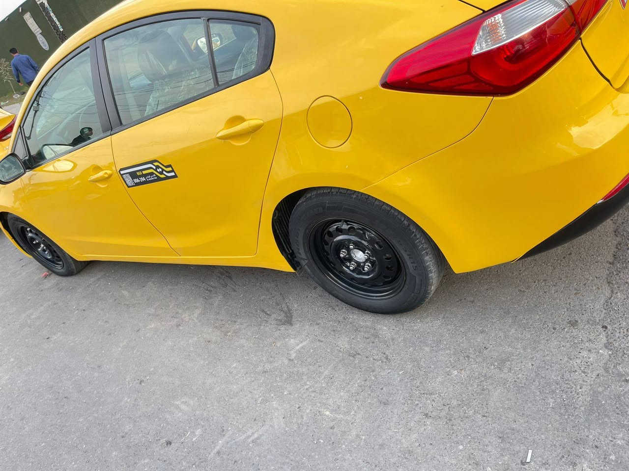 السلام وعليكم كيا فورتي 2015
حادثة جاملغ بدون دواخل شاصي لغد كفالة 
مكينة وكير مكفولات مكينة 1800 دوش 
السعر 109 وبيهة مجال بصيط العنوان بغداد الرصافة 
***********
