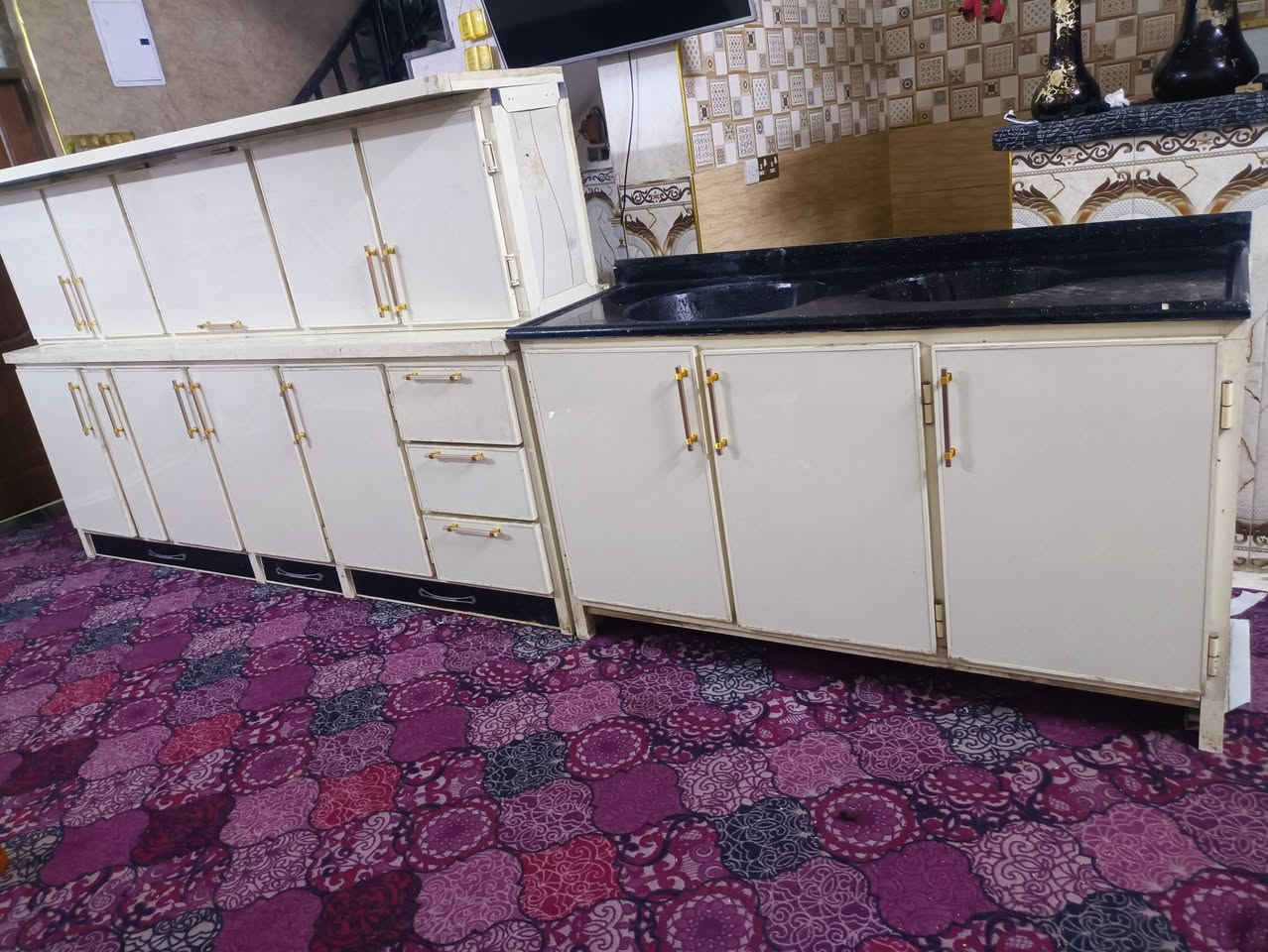 كاونتر تزكام ٣قطع اخو الجديد
الشراي يتصل مكاني بغداد 
***********
موجود واتساب
