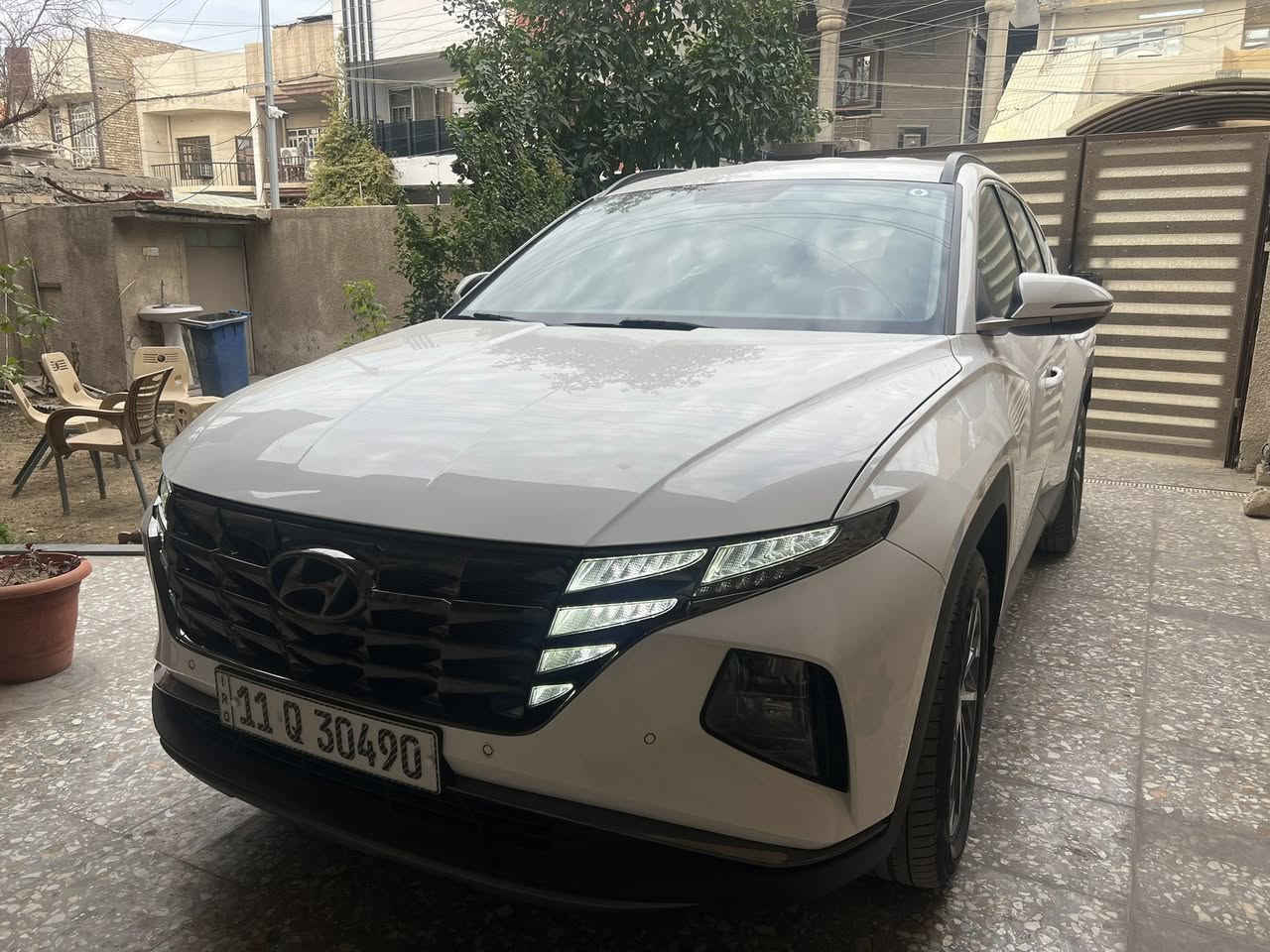 توسان 2024 خليجي مكفوله سيارة جديدة بيها طخة بقبق صندوق و مصلحة بدون تكحيل ولا صبغ  موضحه بالصوره 
ماشيه 24
السعر 218 و بيها مجال بسيط 
 العنوان بغداد الحرية 
***********
