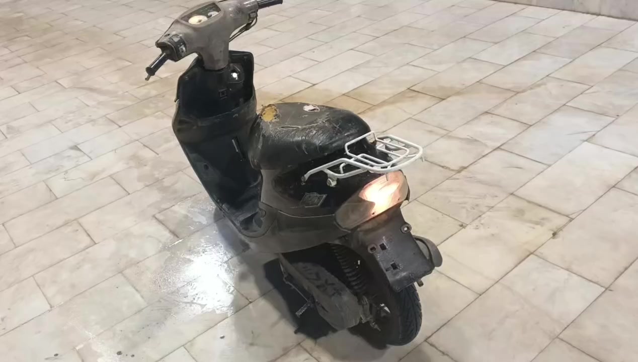 السلام عليكم للبيع دراجه بيجي جاهزه سلف هندر كهربائياتهه كلهه شغاله مكاني كوت داموك السعر ب160 رقم المبايل ***********
