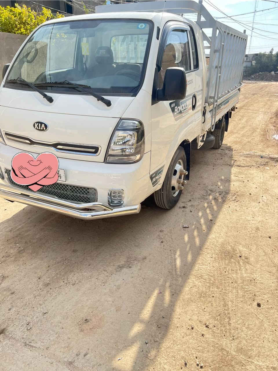 سلام عليكم 

كيا فحل موديل 2022 

اللون ابيض 

مواصفات 22 معروفه 

ماشيه 7000 كم يعني زيرو 

رقم إنجليزي جديد 18 بابل 

المكان السياره / بابل الحله 
للاستفسار على هذه الرقم / ***********@
