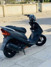 لبيع دراجه مال رمبه كفره ابيض موجود دراجه مزوده اصلي طالع من بغداد وصل...