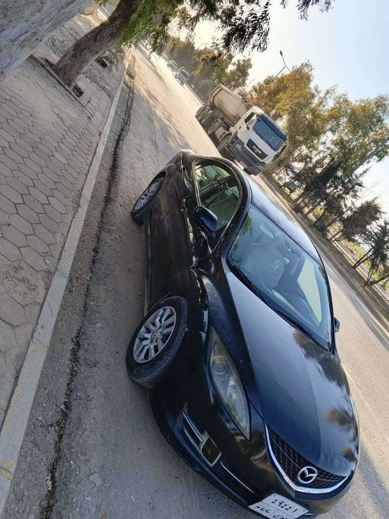 سلاوی خۆاتان لیبیت
مازدای  زووم 6مۆدیل 2009خلیجی  نرخی 75گلاو معملە
***********
***********
سەنەوی تازیە . بەشەرتی تەحویل و خرامە. سی پارچی بۆیاخە. گیر مەکینە و تەبریت بەشەرت.
مواسفات.ناو کریمی . سوکان فولیوم. تەعدیل سرعە. ئۆتماتیک . دبل گیر. قفل مەرکزی . جام کاربای. ئاوینە کاربای. 
چوار تای تازی لەسەرە.
شیون ناحی تەکیە نزیک سلیمانی 
زۆر سباس السليمانية, العراق
