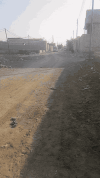 قطعه زراعي ٢٠٠ متر مقابيل الطاقه وي البيوت كهرباء قريبه عليها ١٨ مليون وبيه مجال
***********
