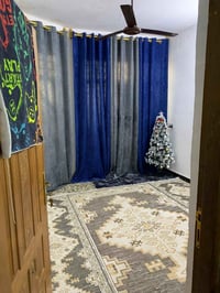 مشتمل للبيع مساحته ٦٥ متر يحتوي على ثلاث غرف نوم   وصاله واستقبال وخدم...