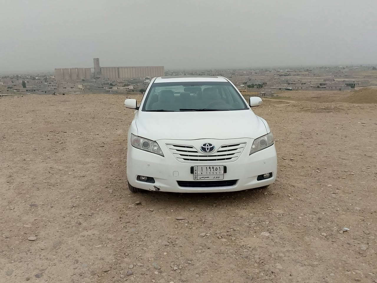 السلام عليكم
كامري ٢٠٠٩ خليجي فول مواصفات بدون بصمه

شاشه 
گير محرك فول
تدفئه تبريد كامل
صدر جديد
شوف العين
السعر 125$
***********

