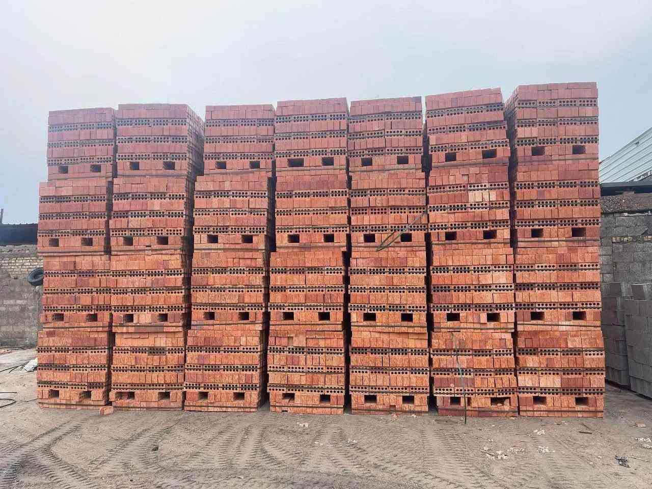 ثرمستون الحوشان           315
ثرمستون بلد سلام               315
ثرمستون الوطنيه             340
طابوك الضحه                 175
طابوك لاحمر                  305
طابوك الراشد               190
طابوك لامير                 195
البلوك صناعيه.             700
البلوك  جويبده            600
‐-------------------
السمنت بأنواعه معأ المواد الاصق 
المبروكه مقاوم            107 واصل
المبروكه عادي              103واصل
الفالكون مقاوم           107واصل 
الفالكون عادي              103واصل
--------------------
الماده مالج ثرمستون   جيس 7     ضمان  25 سنه 
ماده كويتيه ثرمستون الجيس  15
--------------------
العنوان ساحت سعد  قرب مستشفى الجمهوري 
-------------------- 
الهاتف ***********واتساب 

 
                              لدينا كرين تصعيد كافه المواد 
                              البناء Singapore
