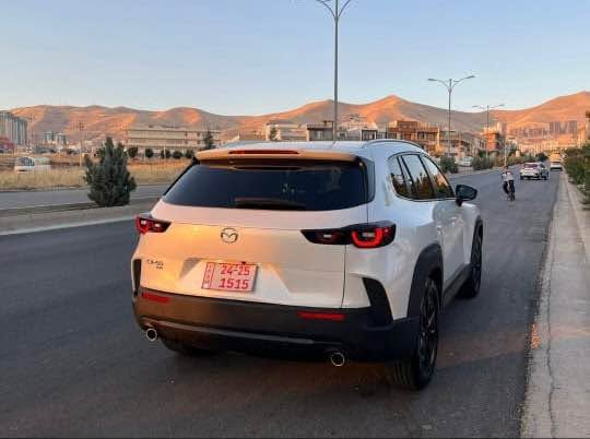 سلاوی خواتان لیبی
مازدای cx5 مۆدیل ٢٠٢٤ سەلیکت بەس سلایت نیە سنوق جەک بەسمە شخال حاسە رادار شاشە کامیرا زۆر مواسافاتی تر رەقەم کاتیە جاری کاتی نەشکاوە یەک پەلای سنوق بی ئیرباک وەک کلێن وایە
نرخ.١٨٥مەعامەلەیکی برایەنە
ناونیشان.سلیمانی
ژم.*********** السليمانية, العراق
