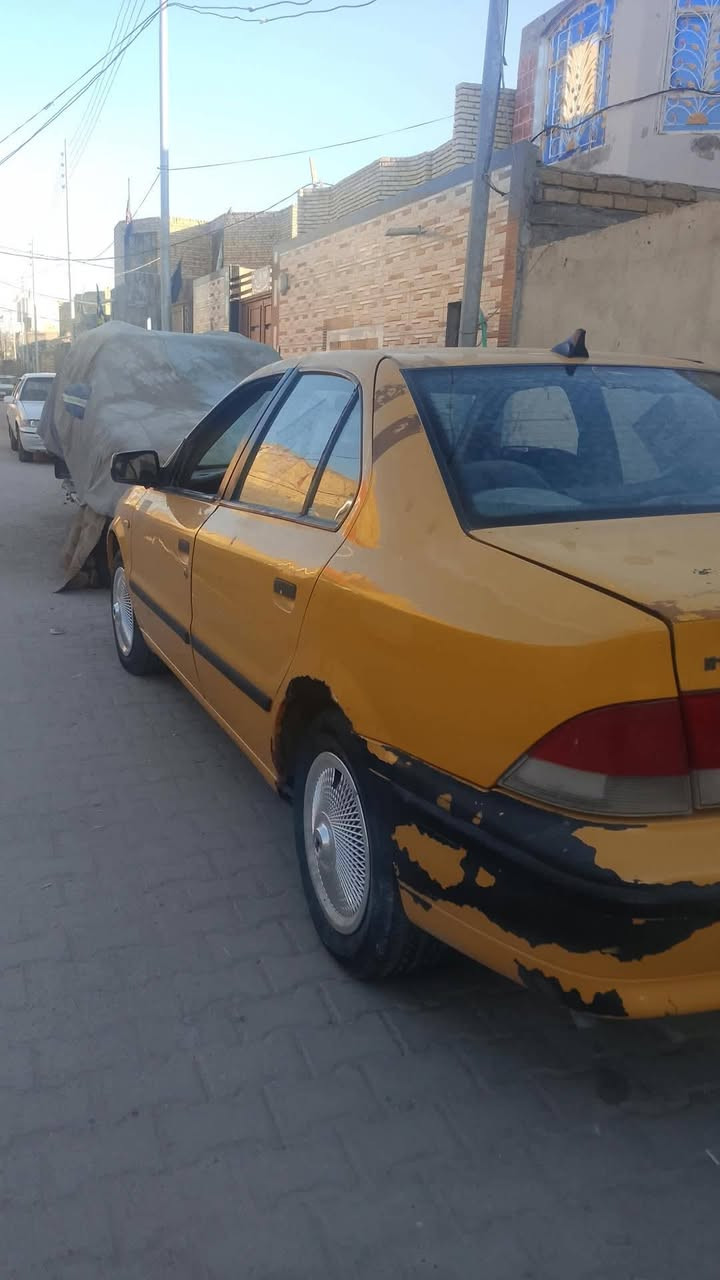 سلام عليكم  شباب  سمند  مراوس بستوته نضيفه وراق  وليحب يشتري   ابيع  11ورقه وراعيهه موجود وسنويه صاقطه 22 مكاني رميثه  وهاذ رقمي ***********
