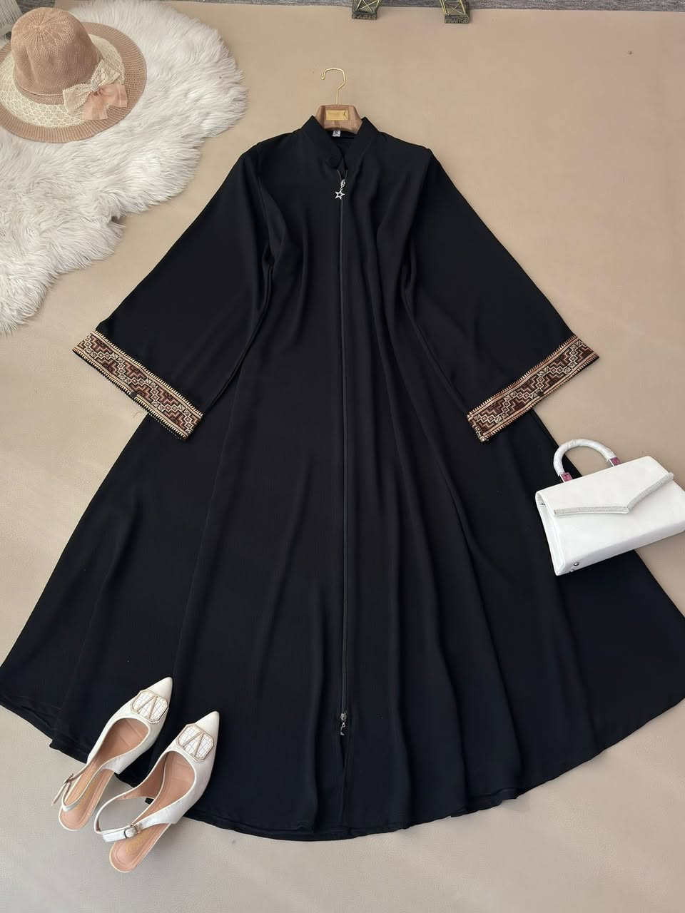 ارقى الموديلات توفرت يمنه وبس ماراح تلكوهن يم غيرنه ✋❤️
بسم الله توكلنا على الله
       توصيل 5 لكل محافظات العراق 
     القياسات //38 40 42 44 46 48


**إذا كنت صاحب هذا الإعلان وتريد حذفه لأي سبب، رجاءا أرسل رسالة إلى الدعم الفني**