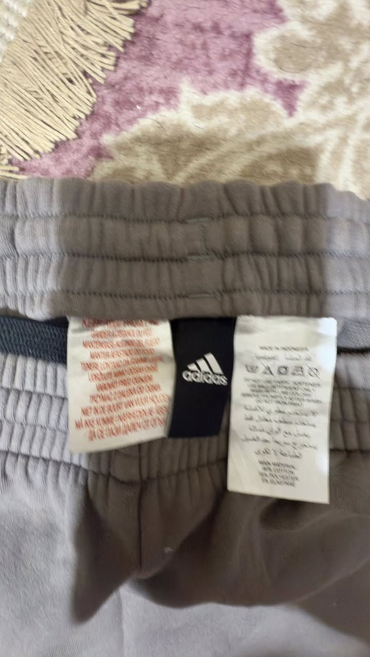 بجامه اديداس  + تشيرت اديداس ثيننهم ب10 يلبسون وزن 70 75


**إذا كنت صاحب هذا الإعلان وتريد حذفه لأي سبب، رجاءا أرسل رسالة إلى الدعم الفني**