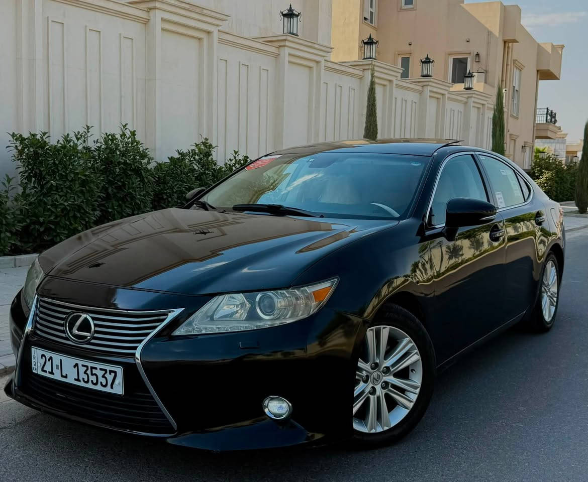لیگزس ES 350 / 2014
خلیجی دەرەجە یەک ،  
6 بستۆن ، فولل مواسەفات 
، پانۆراما ، ٥ پەردە ، ناو زەرد 
، ماوس ،، کوشن خەزن ،
 سوکان کارەبا ، پێش و پشت حاسە
 ، کامێرا ، لایت دەبڵ عەدەسە
 ، لایت لید ، لایت ئۆتۆ ، 
، تەحدید سورعە ، سوکان ڤۆلیۆم
 ، ٣ نیزامی لێخوین
 ( ئیکۆ ، نۆڕماڵ ، سپۆرت )
 ، بەسمە ، ( ٤ ) دەرگا بەسمە . 
سەیارەکە  پارچه ك و دوو بستى سبوخه بي ناو بى ارباك به شه رت  
لە دەعامی پێشەوە بۆ دەعامی دواوە بە شەرت
گێڕ و مەکینە بە شەرت نەکراوەتەوە 
ڕەقەم و سەنەوی و ژینگەی تازەیە 
بەناوی خۆمانەوەیە )  
‎*********** كورك واتس أپ
     سعر 158 وه ره قه 💵💵
