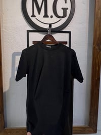 تيشيرت قطن حلقه • مقاس S-2XL • شحن لجميع المحافظات