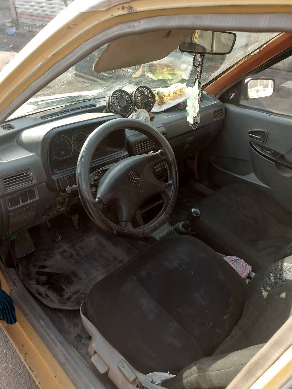 سايبا للبيع 2009جاهزه رقم دولي جديد كلشي شغال مكينه وكسر وحداديه نضيفه مكينه ربل كايد فقط بيع كوم حديد***********سعر 13
