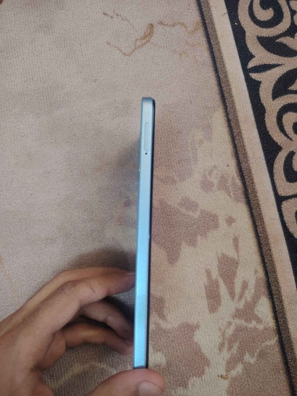 السلام عليكم جهاز OPPO A18 جهاز بعده جديد امانت الله الجهاز بطاريه 5000 ملي امبير ببجي 40 فريم جهاز يخبل لا كسر ولا مصلح بعده جديد استخدام شخصي سعر الجهاز 130 الف بي مجال قليل للتواصل فقط واتساب ***********
