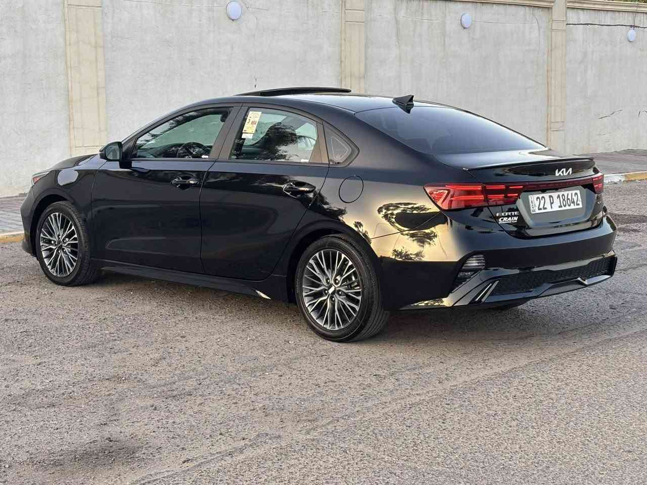 فورتي موديل 2024 فول مواصفات اعلى فئه ماشيه 17 دخول جديد صور الحادث مرفقه بلمنشور بدون دواخل بدون ايرباك 
سياره باسمي شرط التحويل سعر 163 الشراي يتصل ***********
