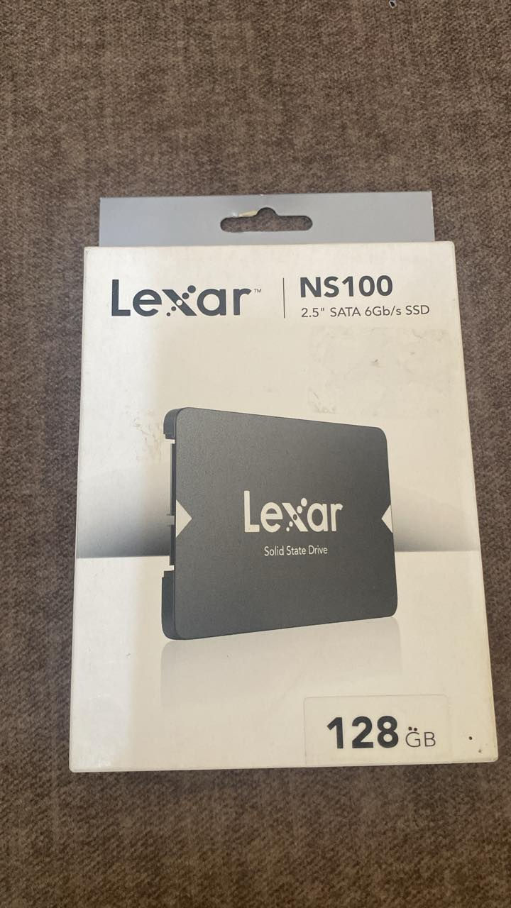 السلام عليكم
هاردات للبيع

لا بالة ولا امزون ولا مستعمل هل قطع كلهن جديدات واصليات 

ال ١٢٨ كيكا ب ٢٨ الف 
ال wd  ٤٨٠ كيكا ب ٨٥ الف 
البلاك وولف ٥١٢ كيكا m.2  ب ١٠٥ الف 

توصيل موجود كل المحافظات ب ٥  الاف 

وعندي حتى مال امزون  وشغالين وسرعتهم حقيقيه بس مبينين كوبي اليريد هم ادزله التفاصيل 
 عندي واحد منهم m.2 sata 256 GB حقيقي . والثاني nVME ما عندي الراك مالته


**إذا كنت صاحب هذا الإعلان وتريد حذفه لأي سبب، رجاءا أرسل رسالة إلى الدعم الفني**