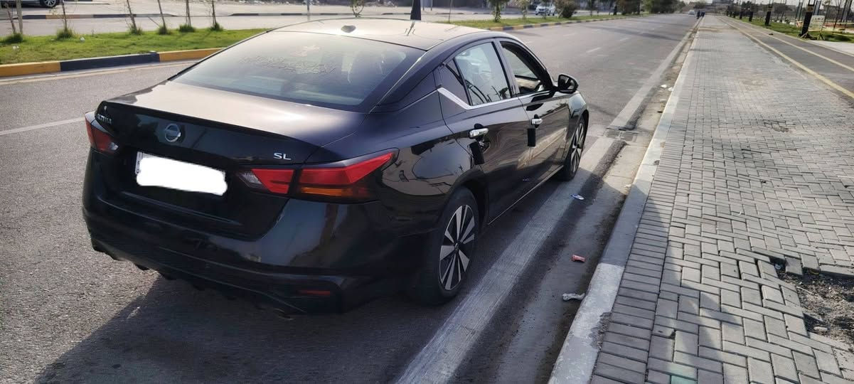 نيسان التيما 2019 sl فول مواصفات
اوتو هولد
سايد بريك بصمة
تدفئة مقاعد وستيرن
تبريد قطعتين
فتحه سقف
قيادة ذاتية
بريك طوارء امامي وخلفي
حادث السيارة موضح بالصور مكان البصرة
السعر 120 وبيه مجال قليل
التواصل على الرقم ***********
