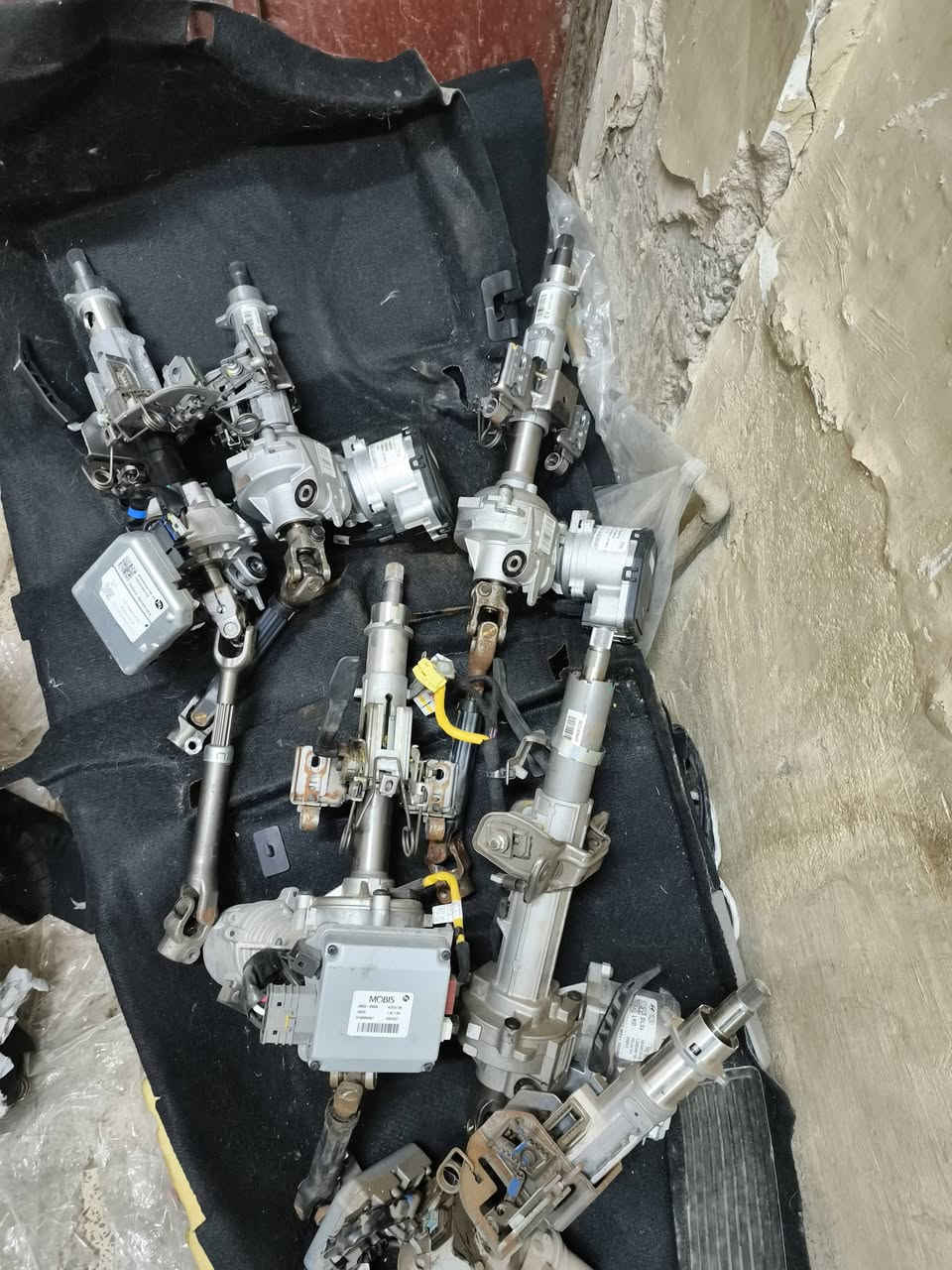 السلام عليكم يتوفر جميع غراض الدشبول للسيارات الكوريه لكل واردامريكي  شنو تريد موجود تفصيخ ***********
