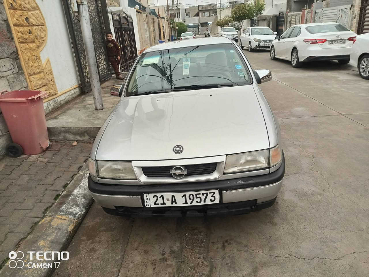 السلام عليكم 
فكترا موديل 1992
محرك18 
اتصل ع رقم ***********
