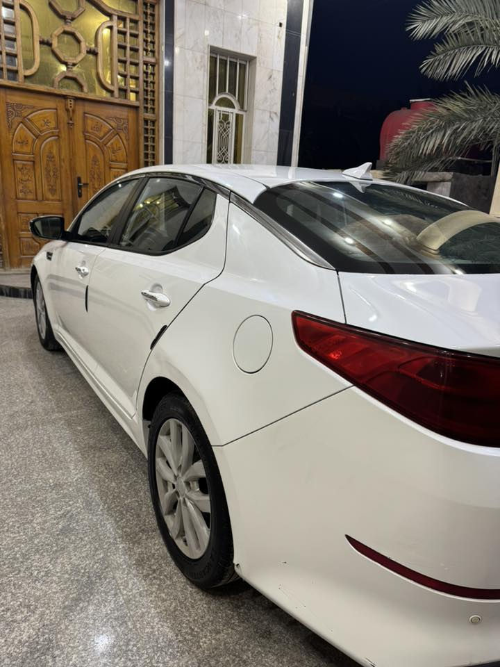 كيا اوبتما 2015
وارد امريكي 
حادث ( هلال جاملغ خلفي فقط )
محرك 2500 GDI
السياره ماشيه 102 ميل
حداديه جديده
منظومه تبريد جديده
السياره نضيفه مال جناي 
السياره ب اسم صديقي تحويل ثاني يوم
العنوان البصره قضاء المدينه 
***********
