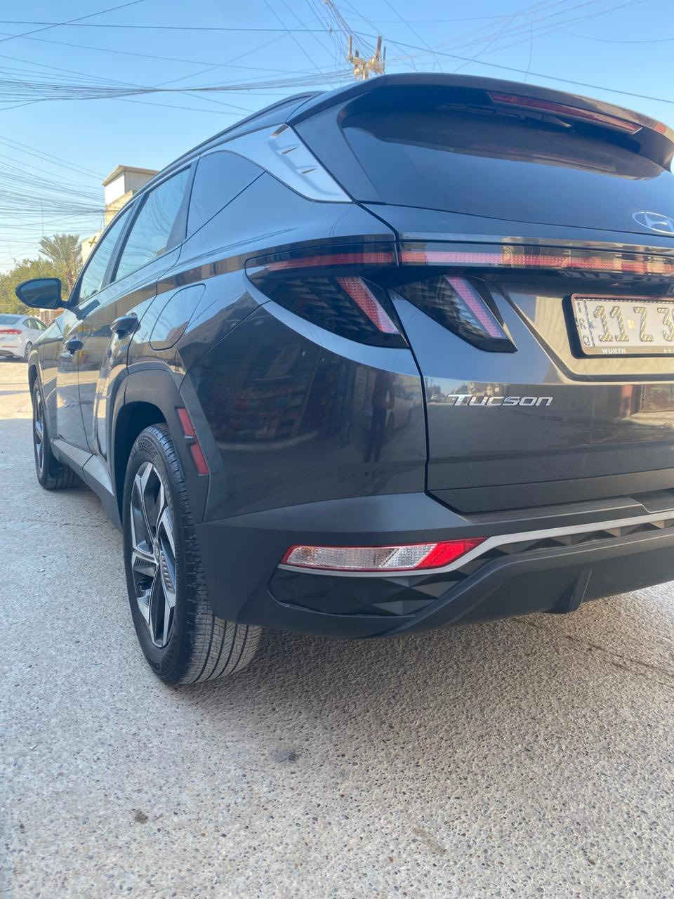 السلام عليكم 
توسان 2023 وارد امريكي 
الحادث داخل المنشور 
مواصفات فول 
ماشيه 32 الف
محرك 2500
السعر 185 وبيهة مجال 
العنوان بغداد حي اور 
***********
