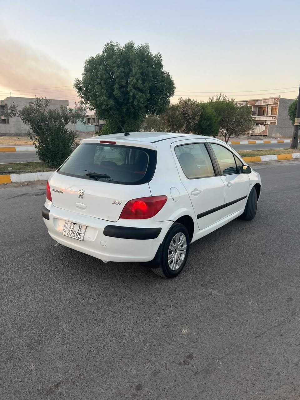 السلام عليكم
بيجو 307 موديل 2004 رقم بغداد دولي بأسمي سنويه وهزه وارقام كلهه جديده شرط تحويل ثاني يوم سياره بيها قطع صبغ اني ابيعها حزام مكينه وكير شرط تبريد ثلج 🥶 صدر امامي خلفي جديد تخم تايرات جديده كهربائيات كلها شغاله  ولا جطل بيها شاشه كامره دواره
والصور تصوير اليوم الله شاهد
 السعر 40 ورقه بيها مجال بسيط
للاتصال علرقم
***********
