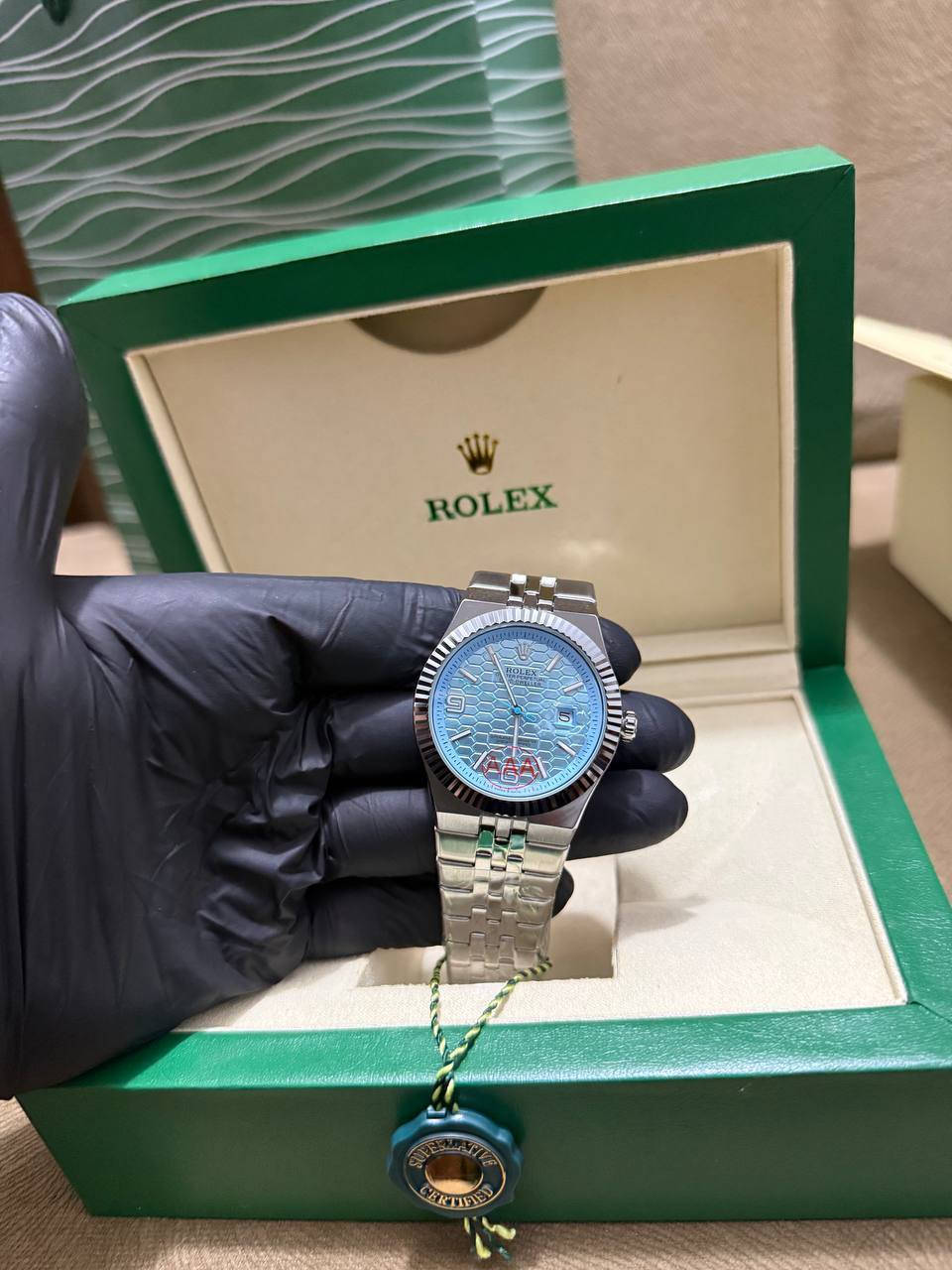 ساعة رولكس ماركه Rolex Land-Dweller  مختمه مع كارتات الضمان والكتيب الخاص بيها و علبتها الملكيه عل اول تم 22 بالعافيه


**إذا كنت صاحب هذا الإعلان وتريد حذفه لأي سبب، رجاءا أرسل رسالة إلى الدعم الفني**