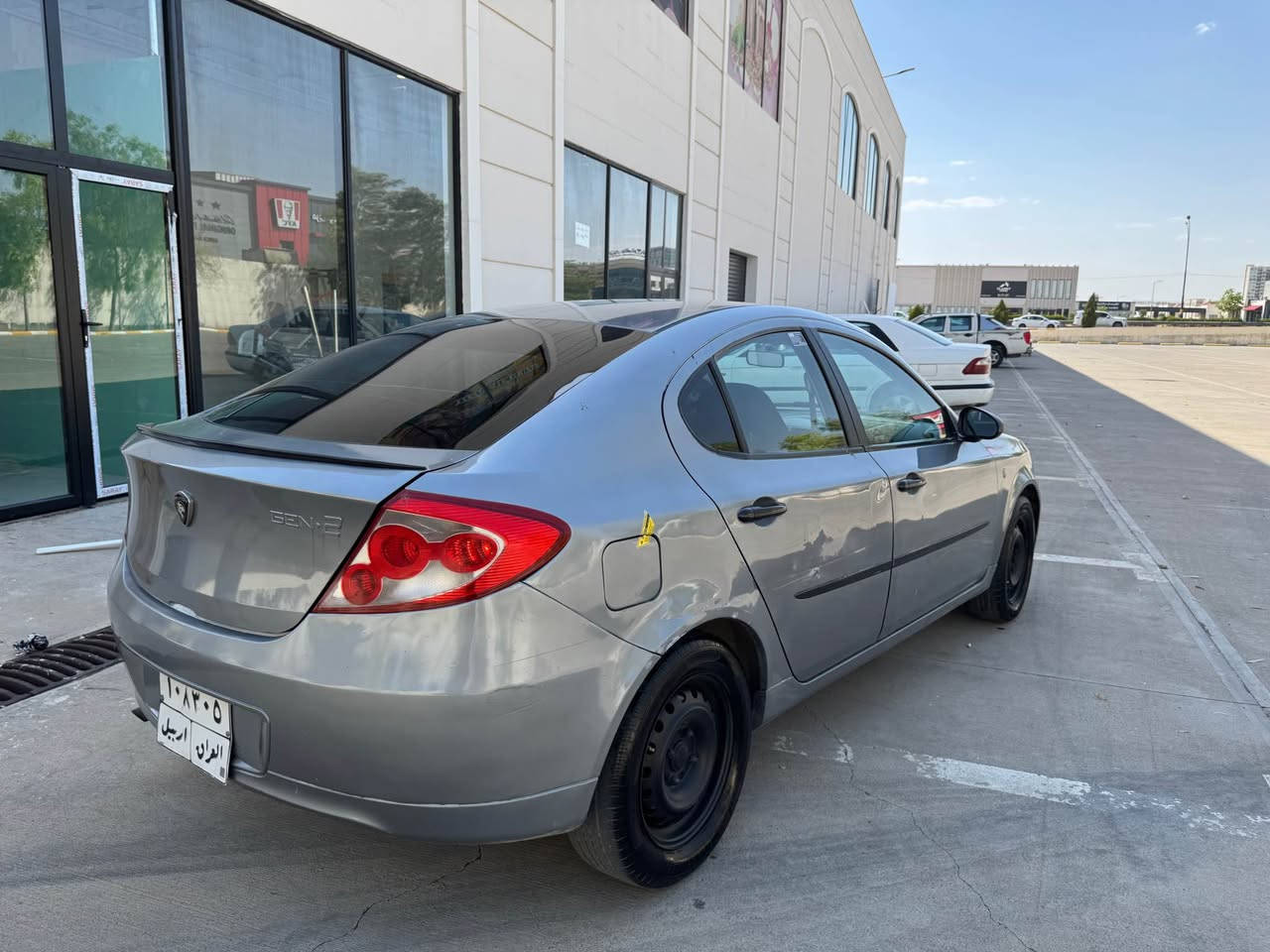 Proton persona
موديل 2009
گير عادى 
تبريد سارد و گةرم لةكةل سويج❄️
قفل مركزى 
جام كارةبايى 
شاشة ئايپات
لايت زينون
بى دعم و ليدراوة
گيرو مكينةو تبريد بةشةرت 
نرخى 39 وةرةقةو مجاليكى زور كةمى تيداية
٣٨٠،٠٠٠ هةزار غرامةى لةسةرة دواى معامةلة دةكةرينمةوة
شوين هةولير
*********** أربيل, العراق
