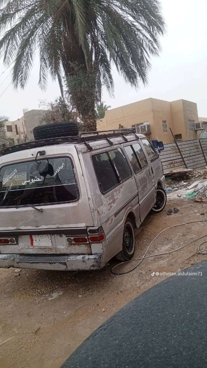 كيه بستا موديل 94 سعر 17 وبيها مجال بيها خيط تبخير راعيا يمي ابيع كوم حديد العنوان أبو غريب الشهداء عليها الرقم *********** الرقم الثاني ***********
