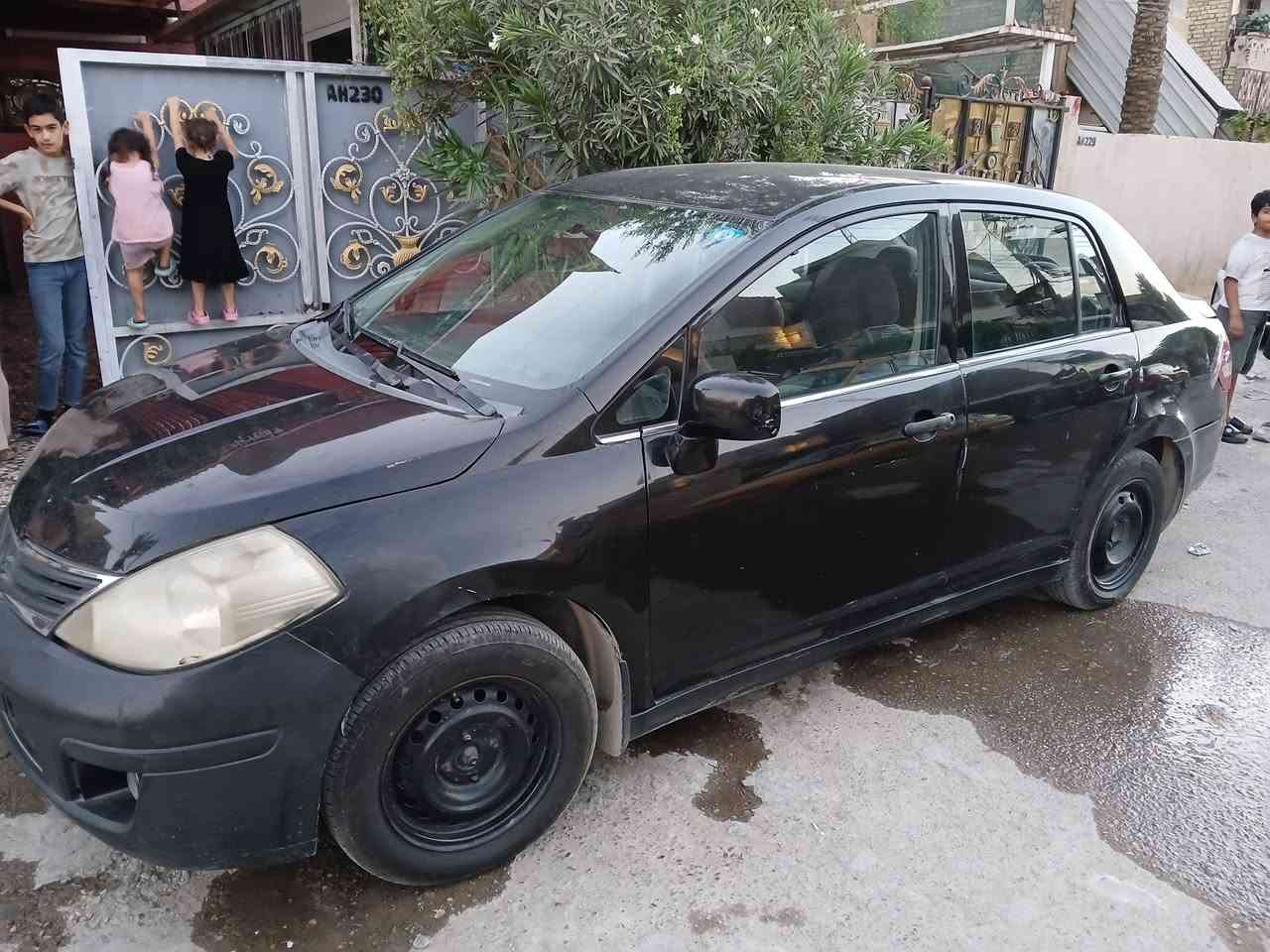 للبيع نيسان فيرسا مديل ٢٠٠٨ لون اسود مكينه كير كله جديد  تخم تاير جديد بطاريه جديده السياره مال والدي وارد امريكا بدون حاث وبدون صبغ بيه شخوط ويرادله ترتيب 
مكان شهداء البياع 
السعر ٦٢ وبيه مجال 
***********
