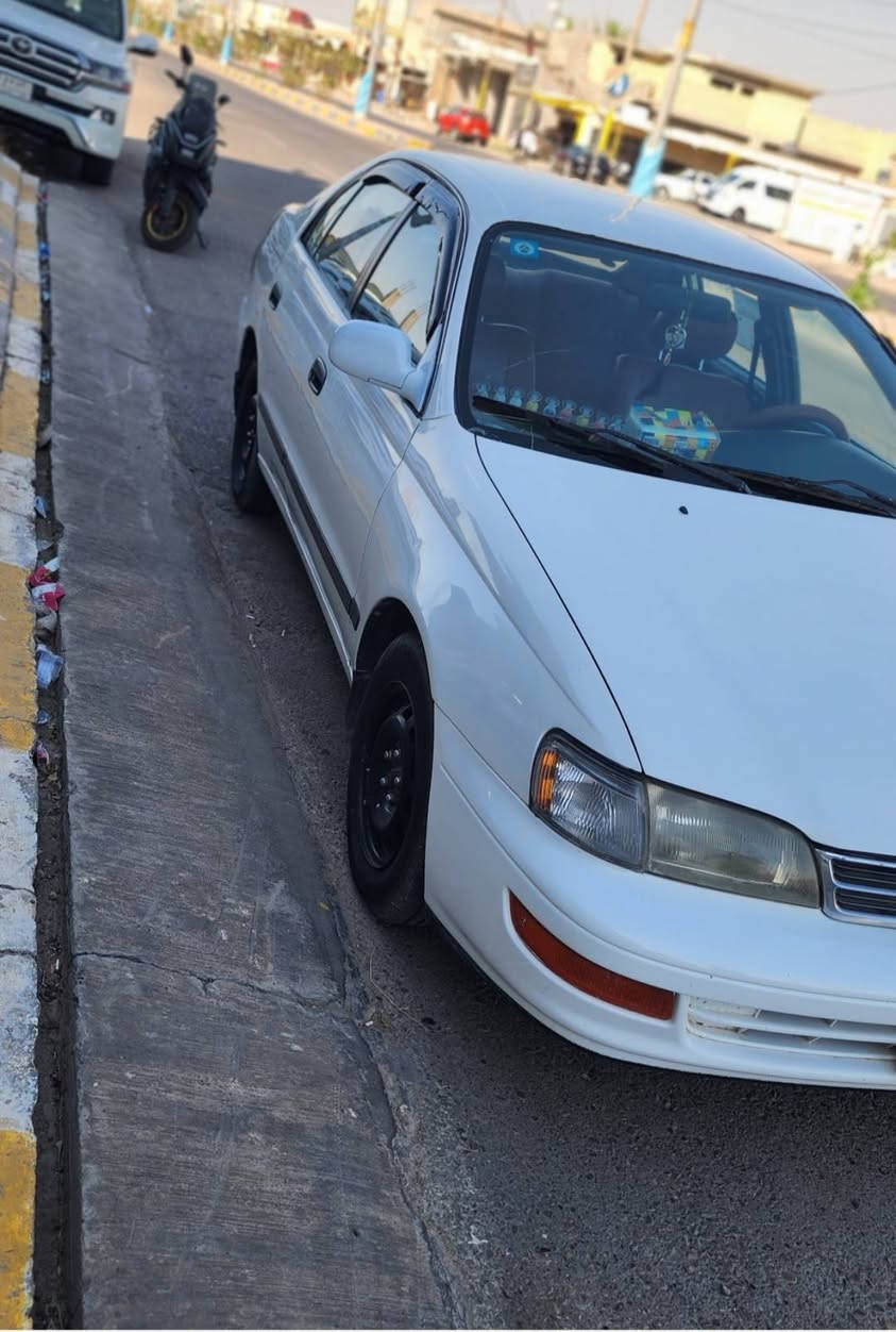 اكرونا فرخ بطة موديل ٩٢للبيع كير ومحرك حاوية محورة يسرة بلادي كهرباء محرك وبدنة ودشبول يسرة بلادي هو وضفيرته ومنضومة التبريد كامل وابطاين ٤ جدد يسرة بلادي مشط وافرممة كذلك 
مال يسرة ، سيارة مال جناي تدفئة وتبريد فول  شغالات سنويتهاا ل ٣٠ السعر خاص او اتصال ***********
