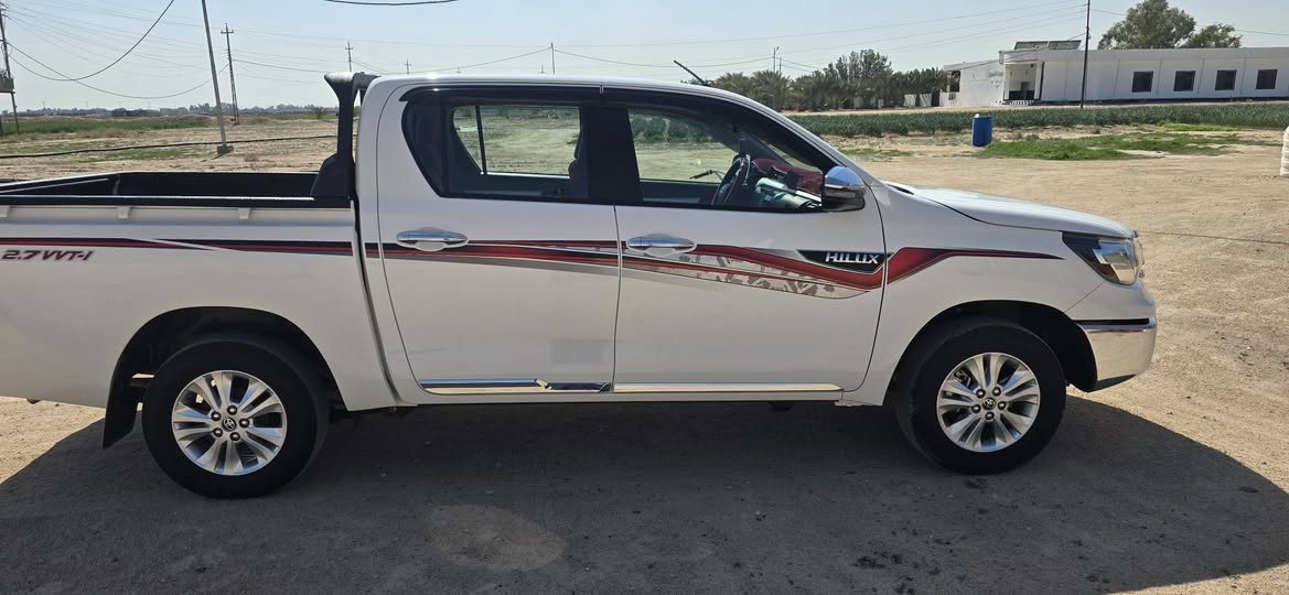 هايلوكس للبيع وضع الشريكه ماشيه ٢٤ الف موديل ٢٥ كفاله عامه شرط زلغ مابيه وبعد بيه تبديلات دهن عله الشريكه  مجاني السعر ٢٩٥ ***********
