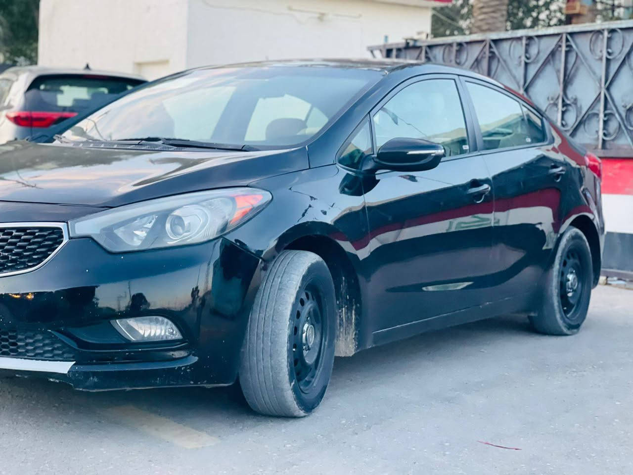 فورتي 2015 رقم بغداد مشروع وطني مكينه ٢٠٠٠ دوش كير ATE كير مكينه كفاله تبريد ثلج صدرهة جديد بدون نقص بيهة ٣ قطع صبغ بدون دواخل مكان واسط العزيزية السعر ١٠٩ وبيهة مجال قليل ***********
