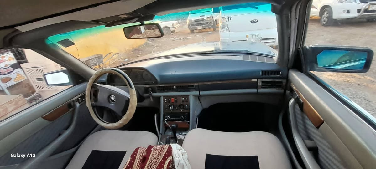 مرسيدس للبيع محرك جواله بشر كفاله لا ضربه ***********ولا معجون لا صبغ السعر 53
