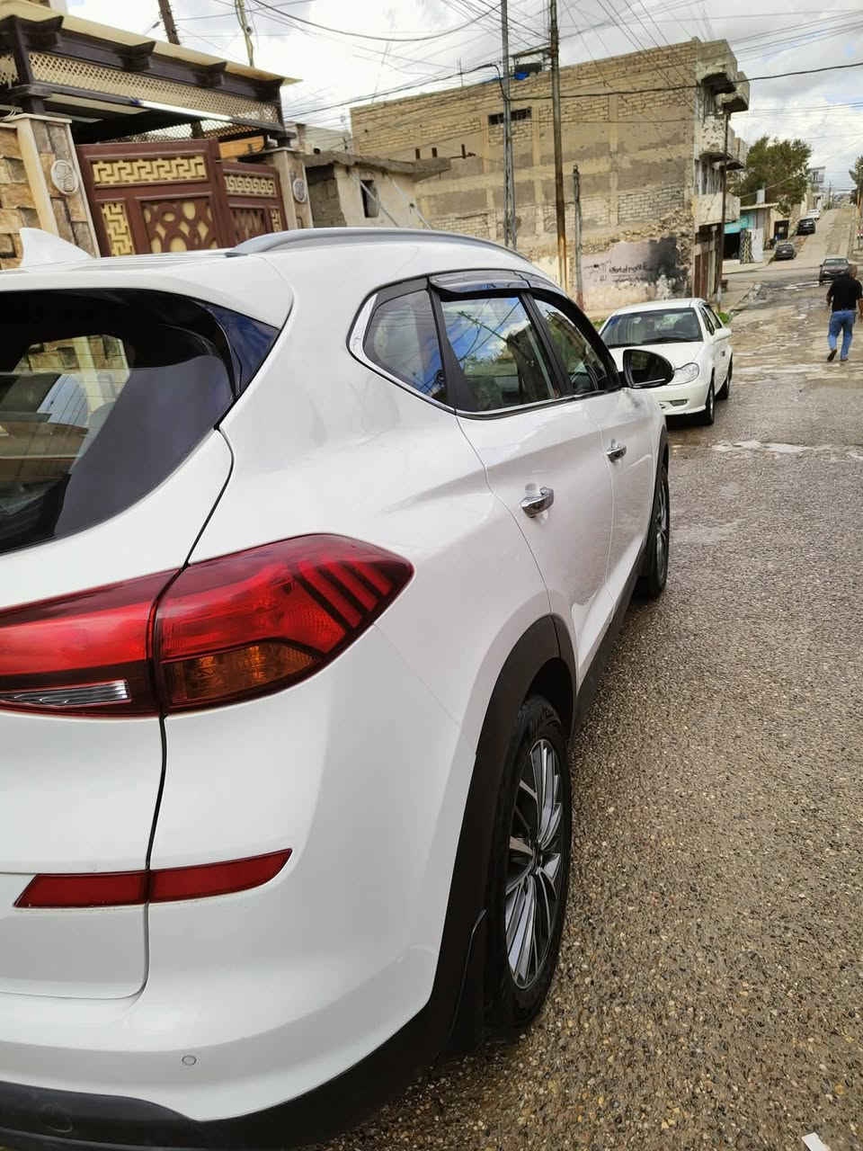 توسان للبيع
موديل 2020

ماشية 63

بدون ضرر

رقم اربيل مسطرة

نظافة فول 

السعر 222 وبيها مجال للطيبين

للاتصال ***********
