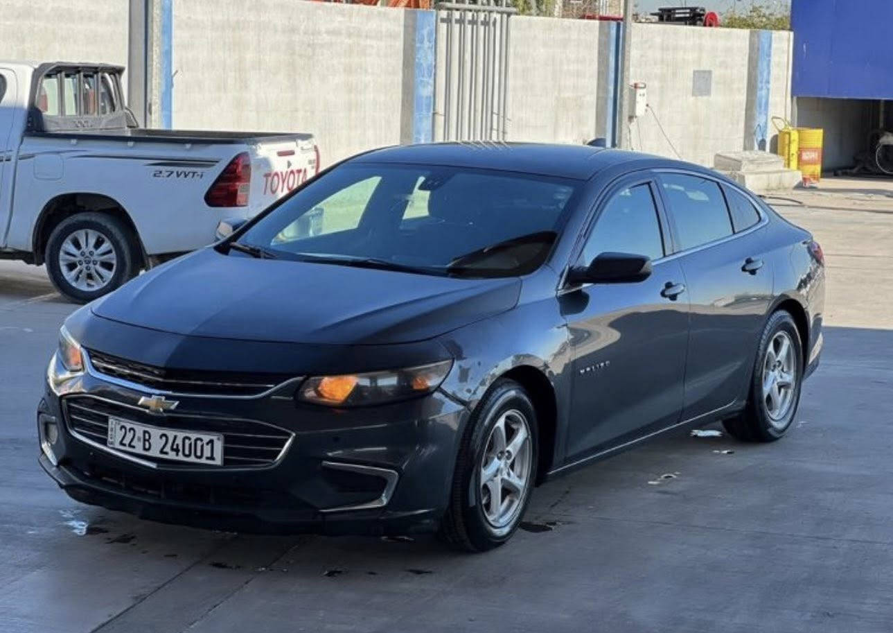 السلام عليكم
ماليبو 2017
مواصفات ls 
حادثه بنيد فقط بدون لغد بدون شاصي بيه بارد بجاملغ 
صدر جديد 
محرك قبل 3اشهر مبدله جديد مو تجفيت تبديل 
تايرات زوج جديد 
وباتري جديد 
سياره جاهزه بدون صرف 
رقم اربيل شبه مميز تريد تحويل تريد وكاله بلخدمه 
مكان السياره بغداد العامريه 
سعر 95 وبيه مجال 
***********
