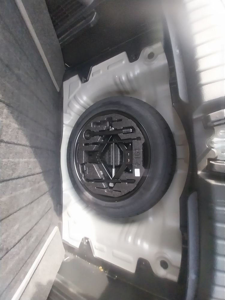 كيا صول 

موديل  2025  

ماشية 16 الف كيلو  

نص مواصفات 

رادار امامي

تحديد مسار  

شاشه كبيرة كار بلي

  دشبول الكتروني 

نظام اوتو ستوب 

تحديد مسار السياره

مثبت سرعه كروز

شاشه اعطال ومعلومات السياره 

محرك 2000/دوش

سستم صوت 

تحكم ستيرن جهتين فول

مخرج USB

انضمه قيادة عادي+سبورت 

صور حادث بالمنشور     

السعر 88 ورقه واصل ميناء ام قصر بدون تصليح وبدون كمرك 

   التواصل  

واتساب او الاتصال

***********
