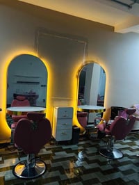 كراسي • موديلات متعددة • تواصل خاص