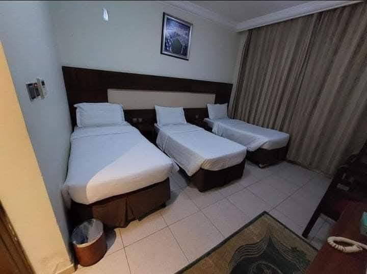 معتمرينا الكرام. 
تعلن شركه الورقات للحج والعمرة-فرع حديثة 
عن بدآ استلام جوازات المعتمرين لعمرة شهر #رمضان المبارك. 
العمره تشمل. 
باصات حديثه. 
ضيافه. 
هدايا. 
فنادق ممتازه. 
ارشاد ديني. 
جولات سياحيه  للاماكن الدينيه في مكه والمدينه. 
وغيرها. 
‏‪***********‬‏. 📞
***********.📲واتساب
‏‪***********‬‏. 📲واتساب. 
#حديثه_الحقلانيه_الخفاجيه_الشارع_العام.
