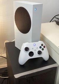 اكس بوكس سيريس اس • ما انفتح • سماوه