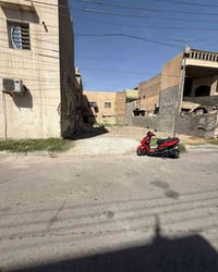 المتر ب مليون و950 الف للبيع قطعة ارض مساحة ١٠٠ متر طابو ملك صرف واجهه...