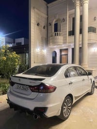 السيارة : سازوكي سياز  الموديل : 2023  سيارة نظيفة ومرتبة ومعتني بيها ...