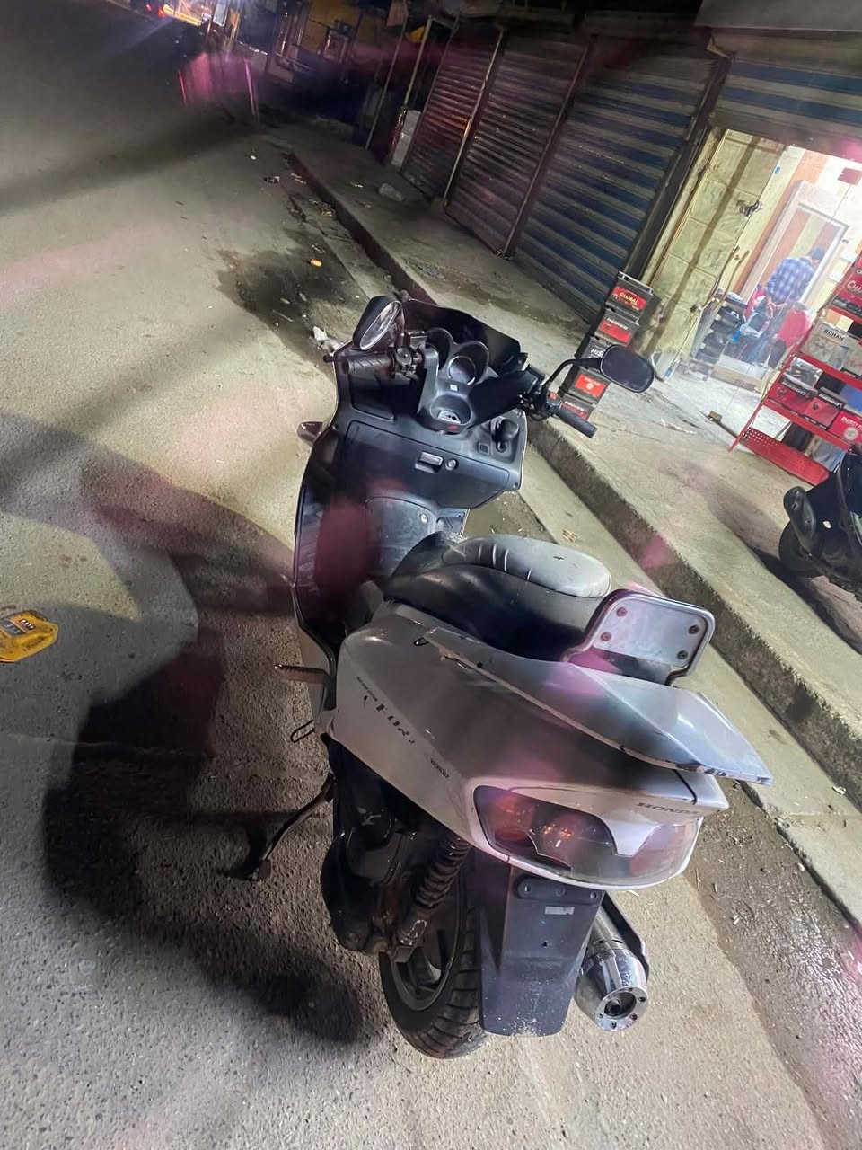 سلام عليكم عندي هاي لدراجه لبيع فوزه صفر سته عوزه بس سلف مال تشغيل مكاني بغداد رقمي ***********
