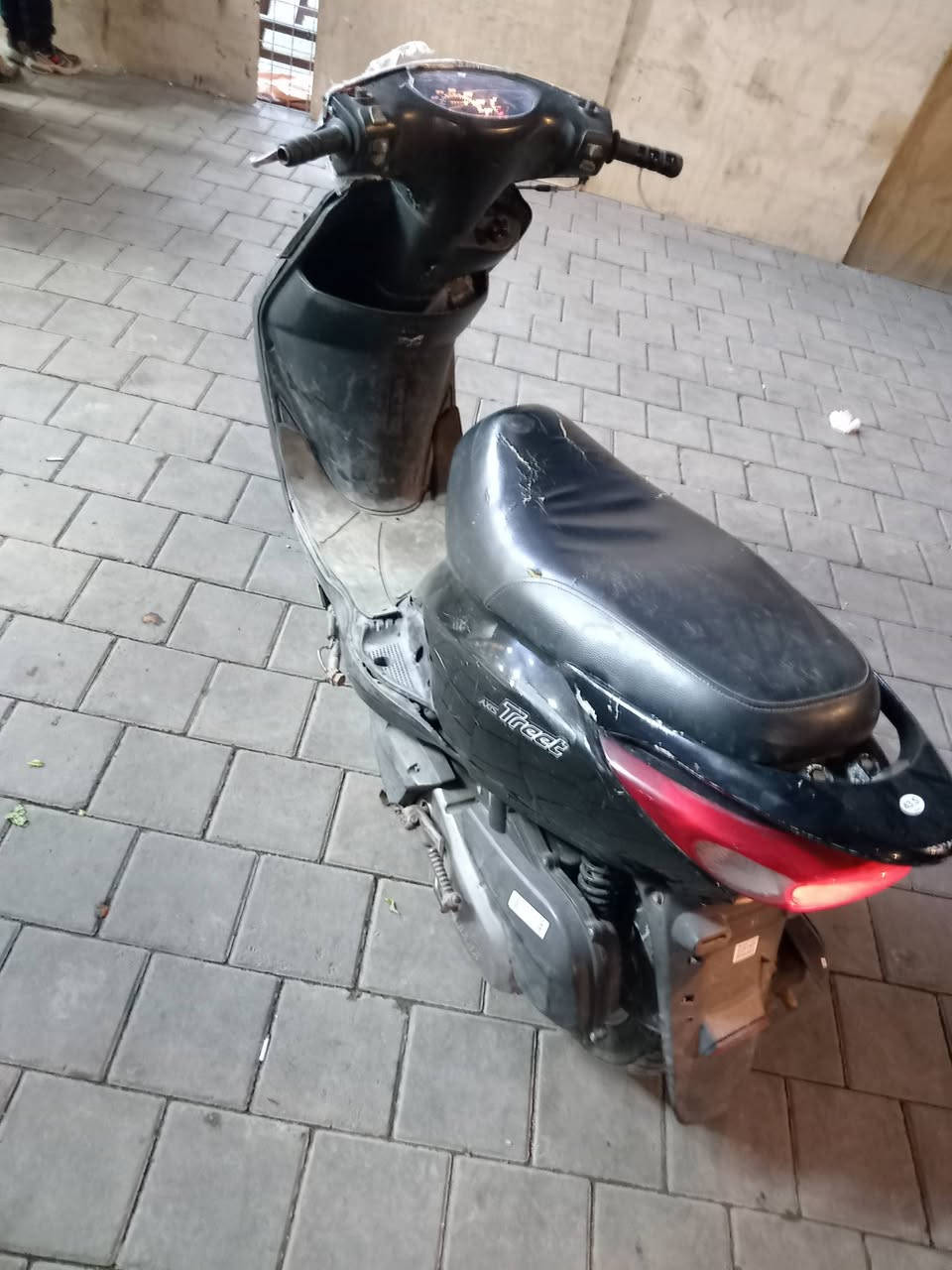 للبيع بريز 140 كابريتر الكهربيات كله شغاله بيه ملاحضات بسيطه ومكينه يرادله تجفيت شغاله مابيه شي سعر 300 وبيه مجال مكان بغداد المدينه ***********
